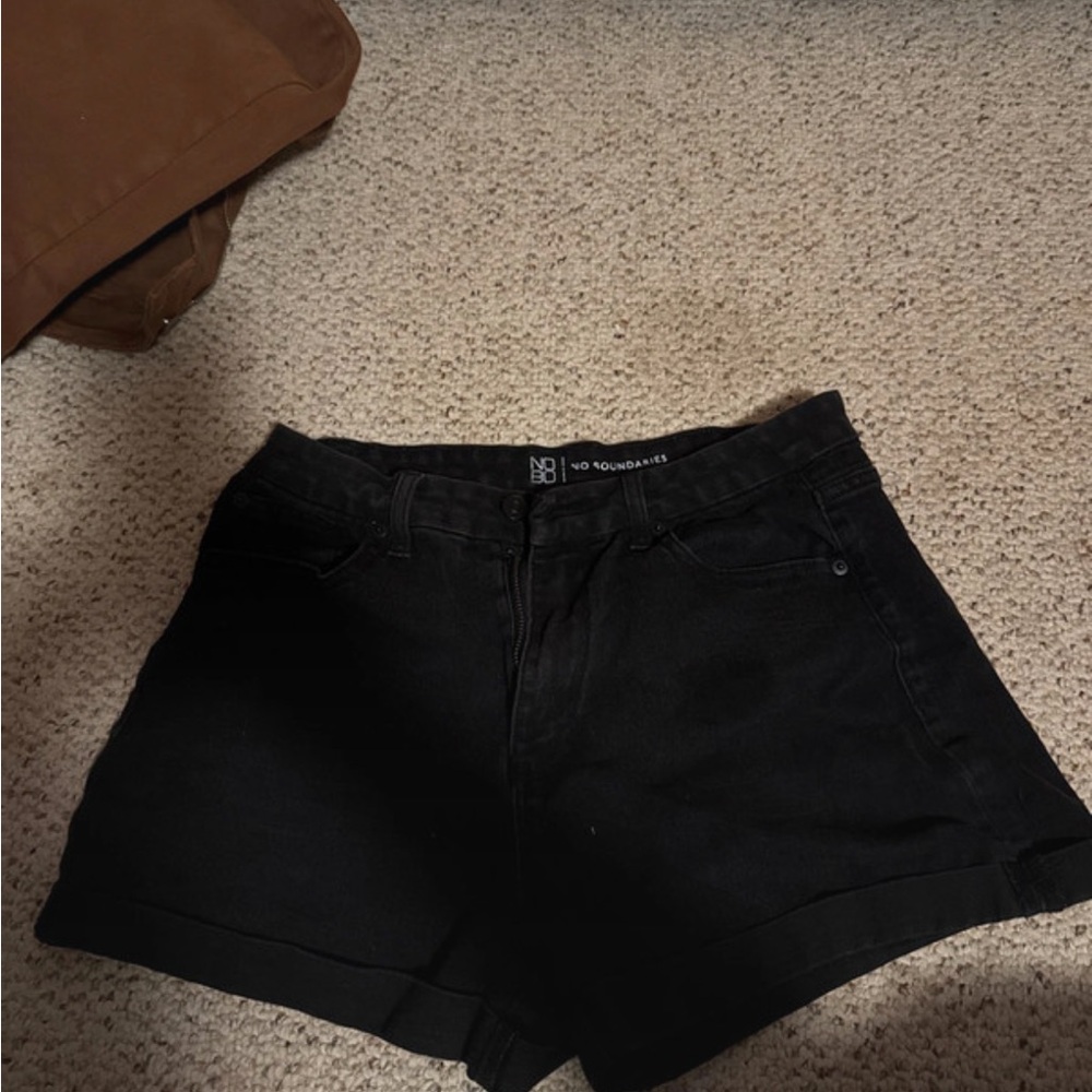 No Boundaries Women's Black Jean Shorts
